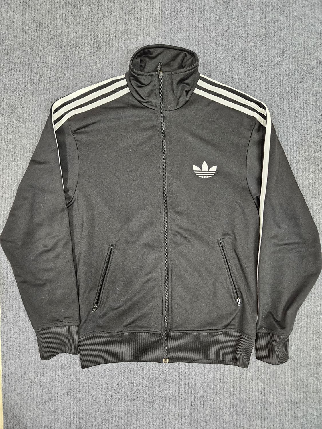 아디다스 파이어버드 져지 블랙 100 오버핏 (급처) 상품이미지1