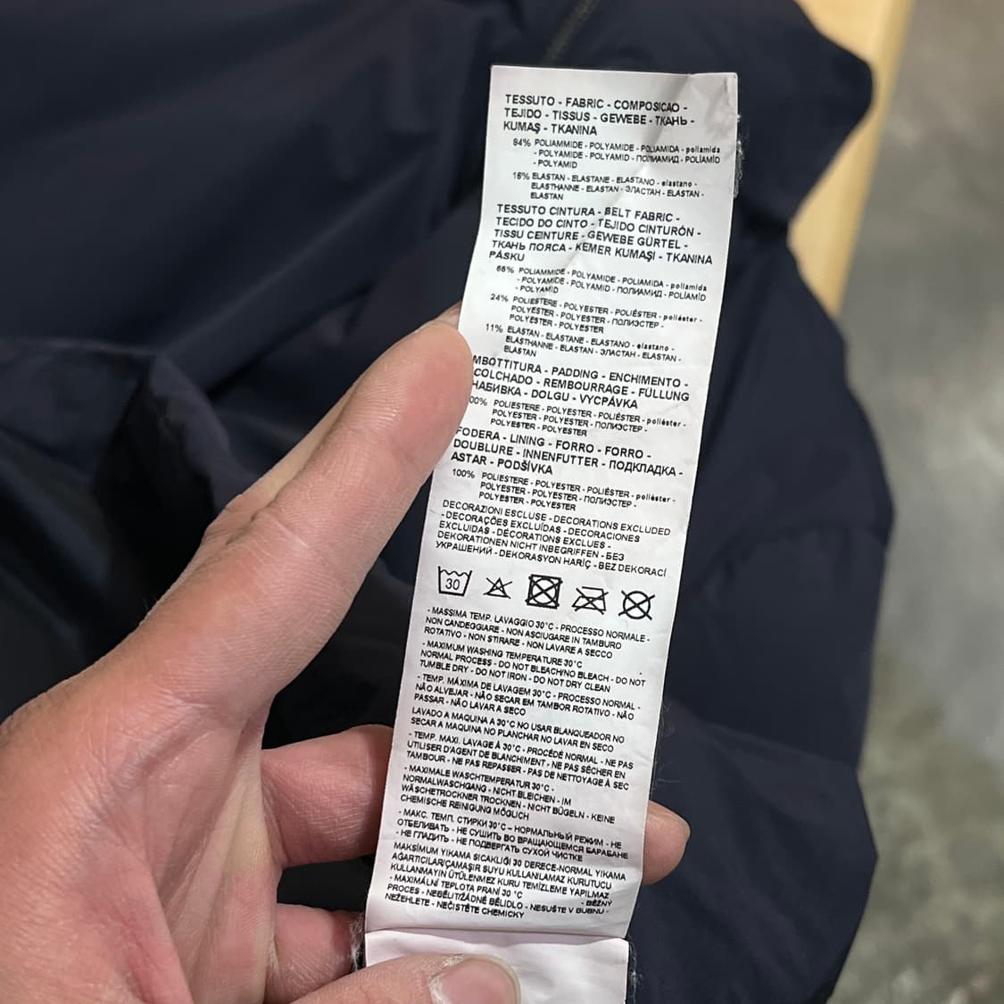  엠포리오 아르마니 버클 롱패딩 y15540 상품이미지7