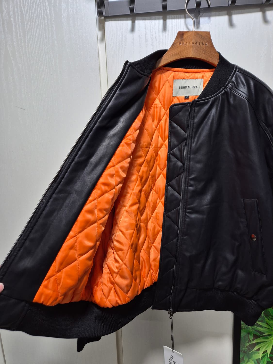 제너럴아이디어 레더 누빔 블루종 블랙.새상품 상품이미지6