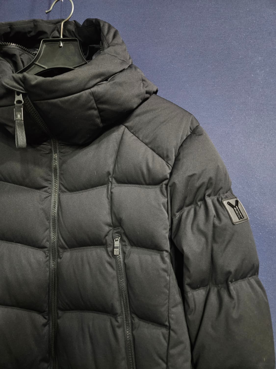 블랙야크 블랙컬러 남성 100 구스다운 롱패딩  상품이미지4