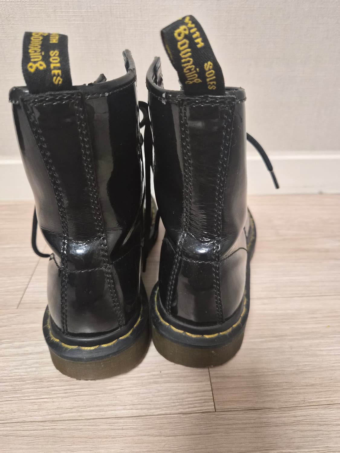 닥터마틴 1460 블랙 에나멜 워커 230 상품이미지3