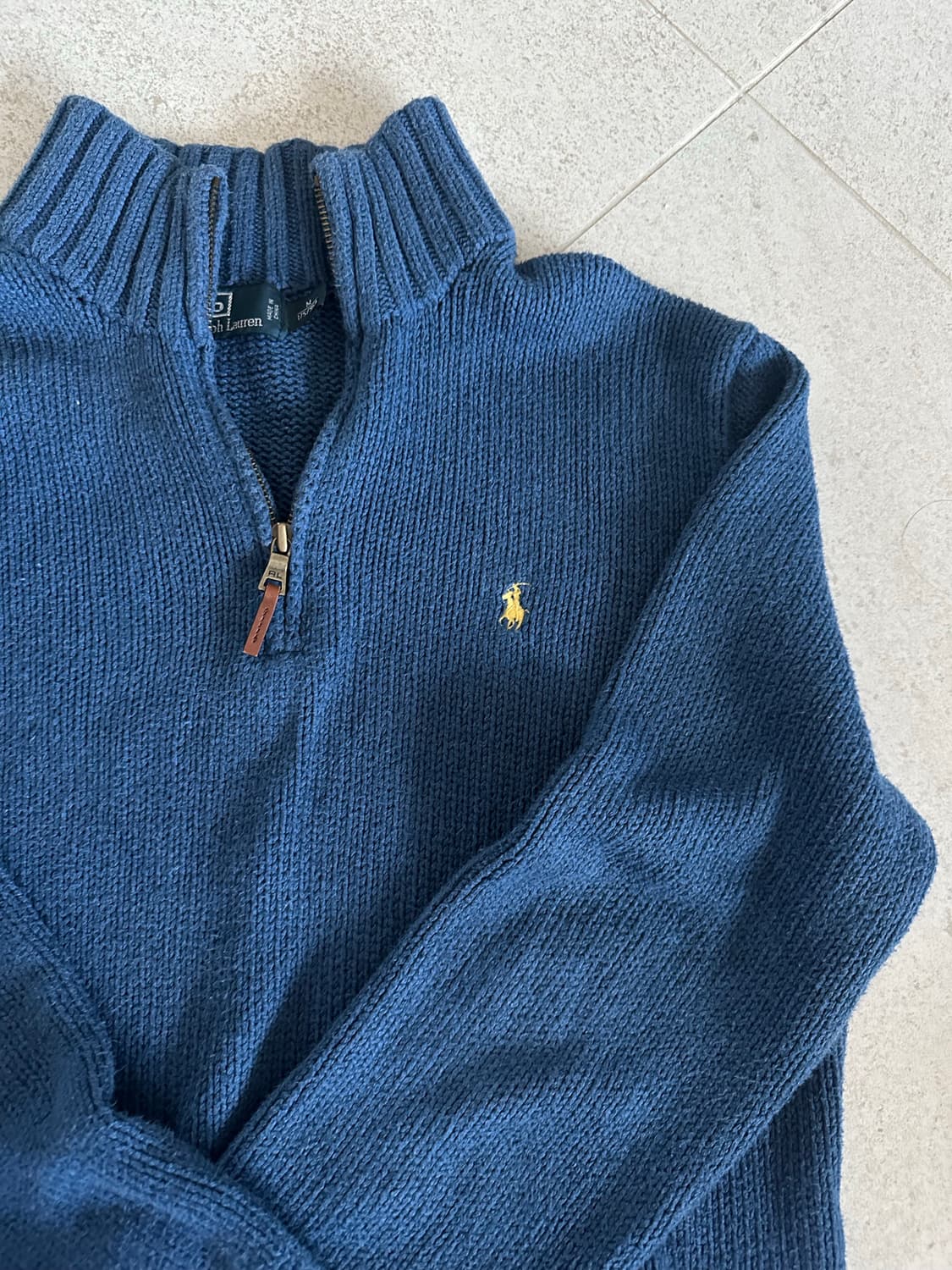 폴로 반집업니트 노란포니 상품이미지3