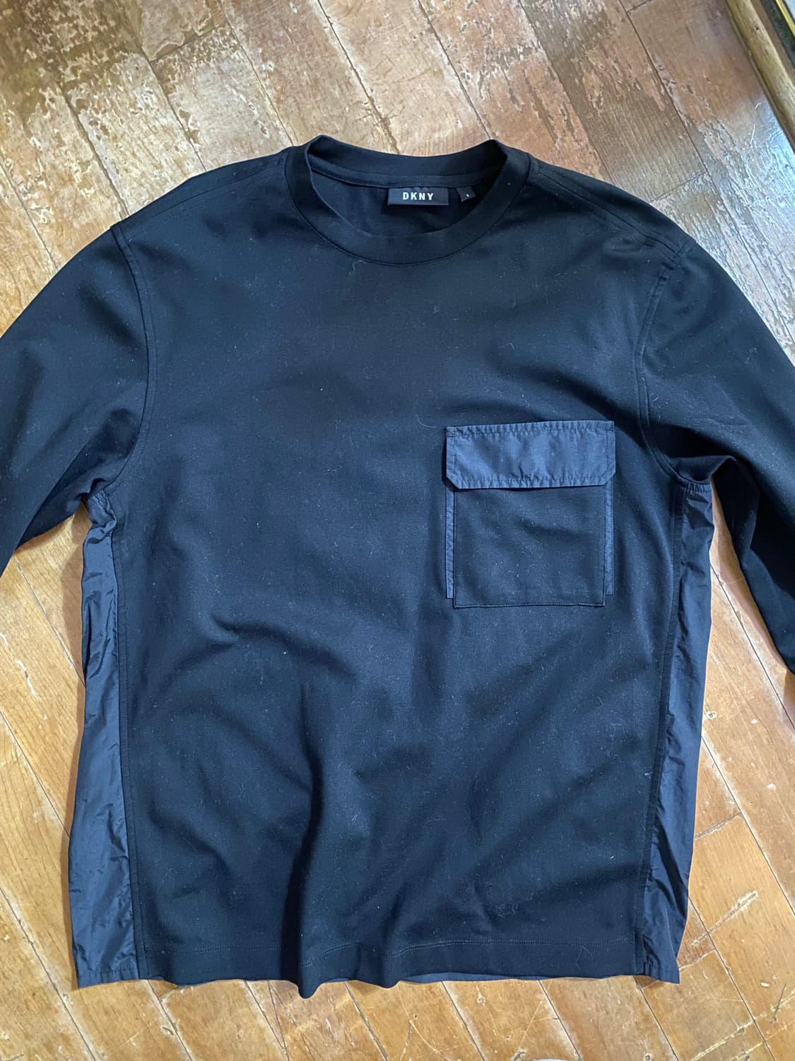 한섬 DKNY 블랙 남성 긴팔 티셔츠 L 상품이미지1