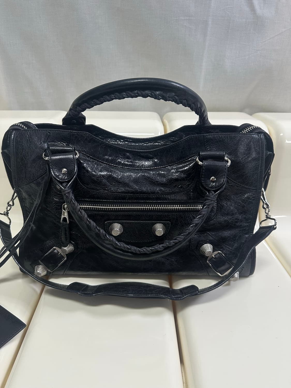 [A 정품] 발렌시아가 자이언트 시티 모터백 미디움 블랙 상품이미지7