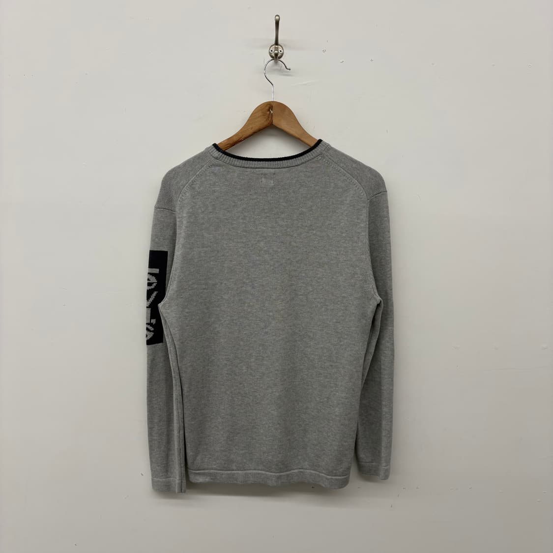 리바이스 그레이 니트 긴팔티 남/M 상품이미지4