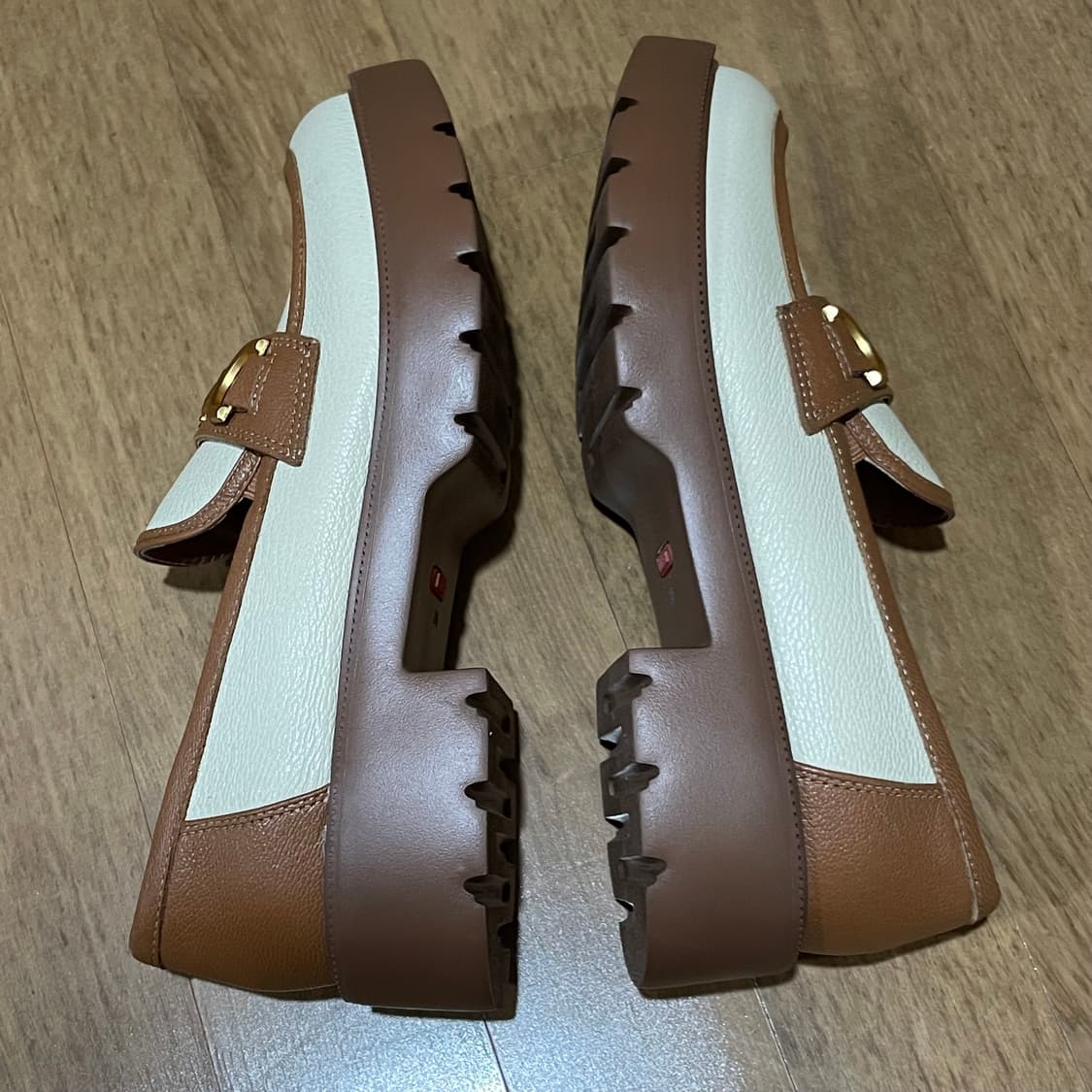 락포트 트루테크 슈렁큰 램스킨 로퍼 245 상품이미지7