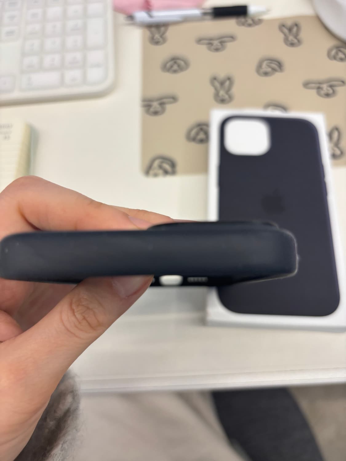 아이폰15 정품 실리콘 케이스 상품이미지8