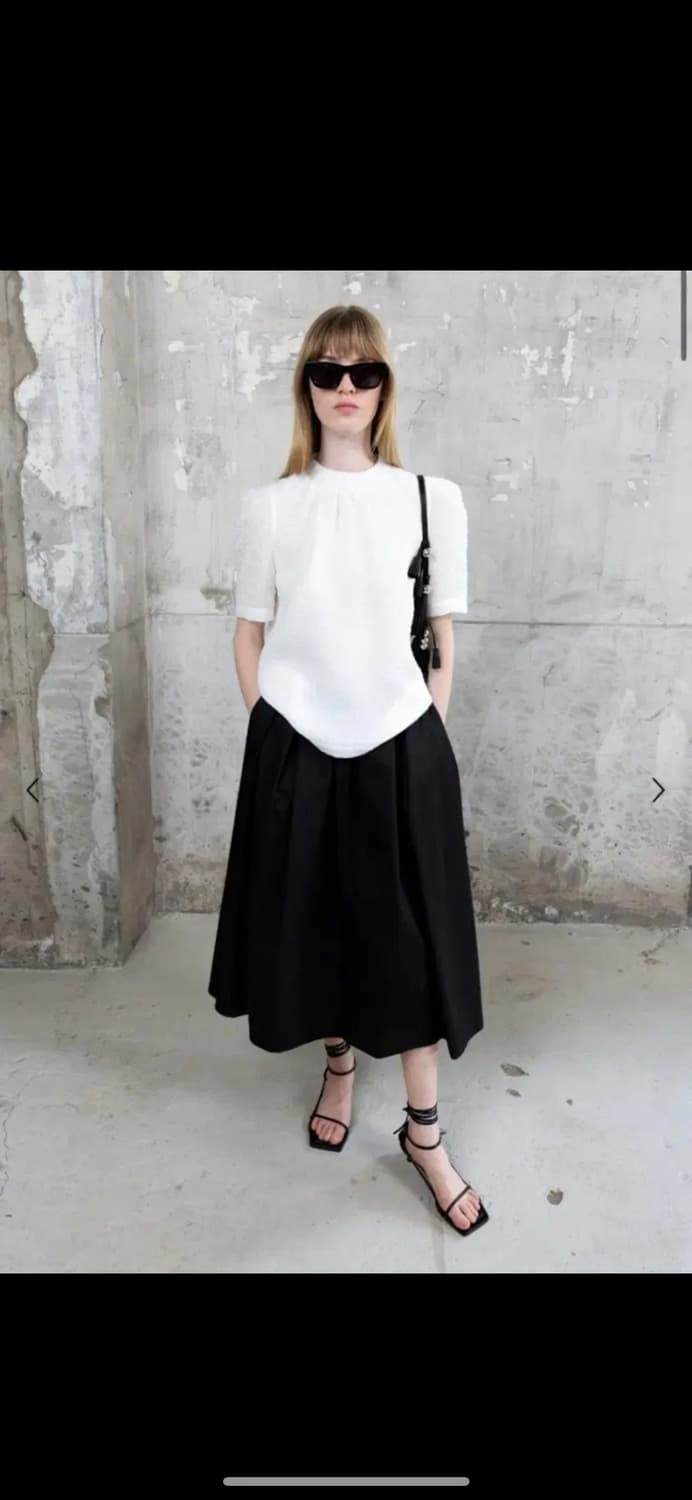 오르 시어서커 셔링 블라우스 화이트 L 상품이미지2