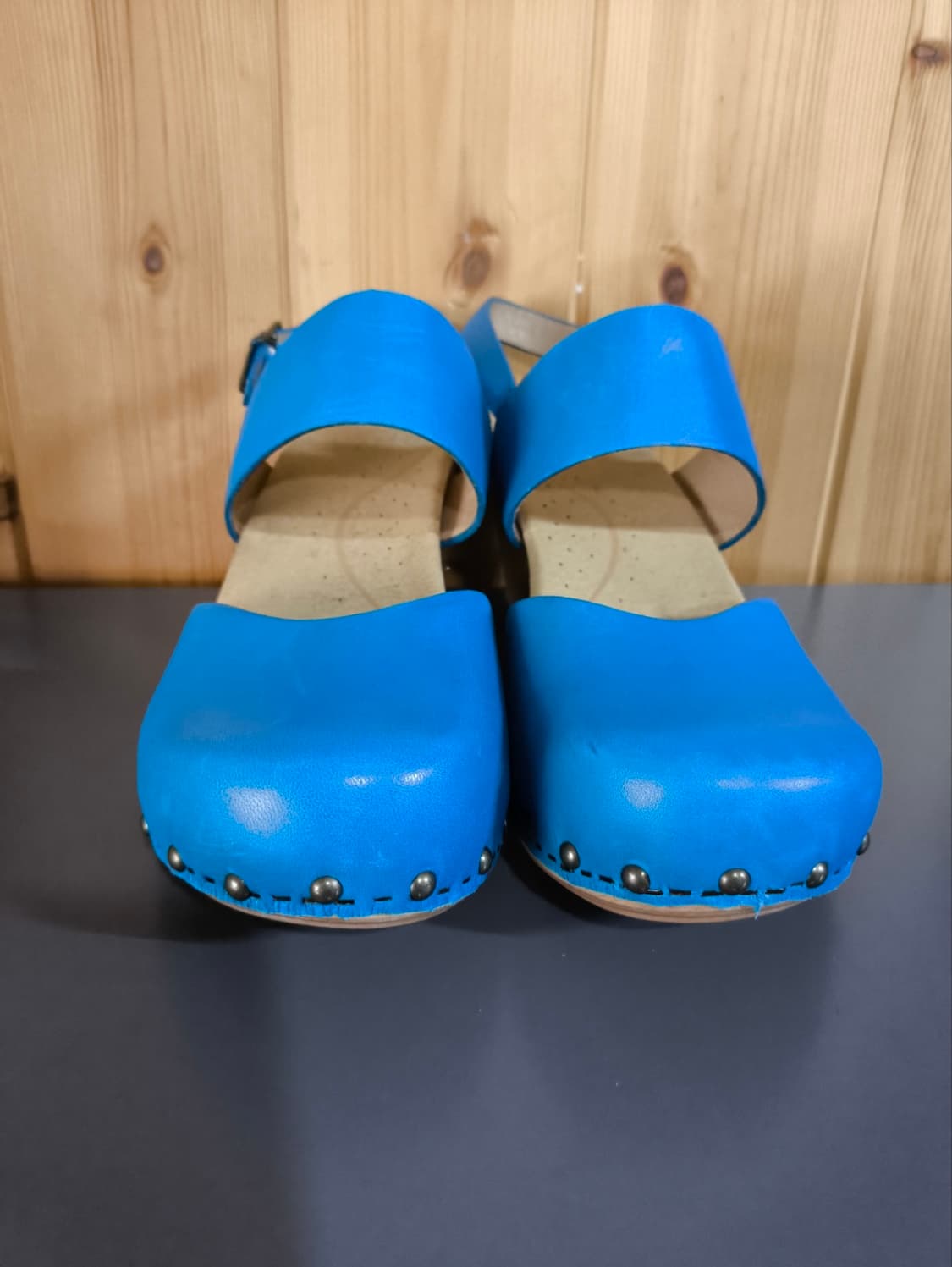 38 240mm 덴스코 우드 가죽 슬링백 힐  상품이미지3