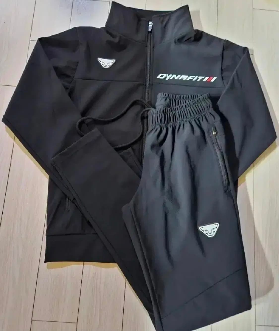 다이나핏 블랙 기모트레이닝복 세트 상품이미지1