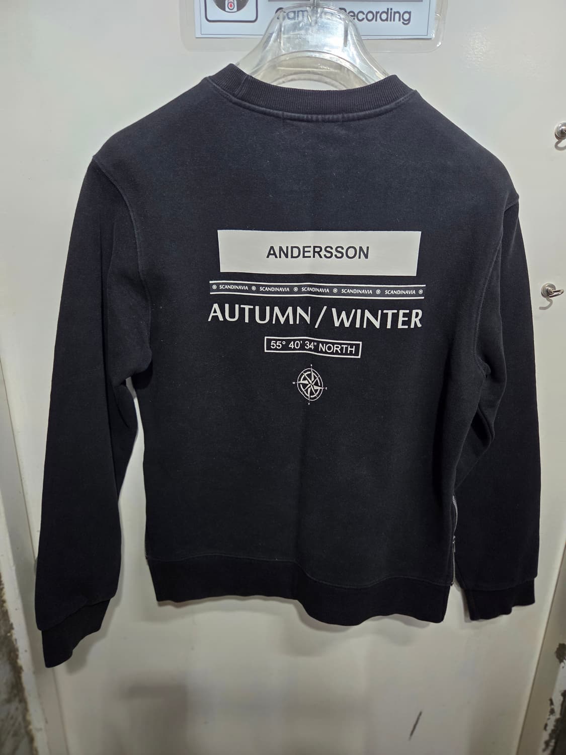 블랙맨투맨 상품이미지2