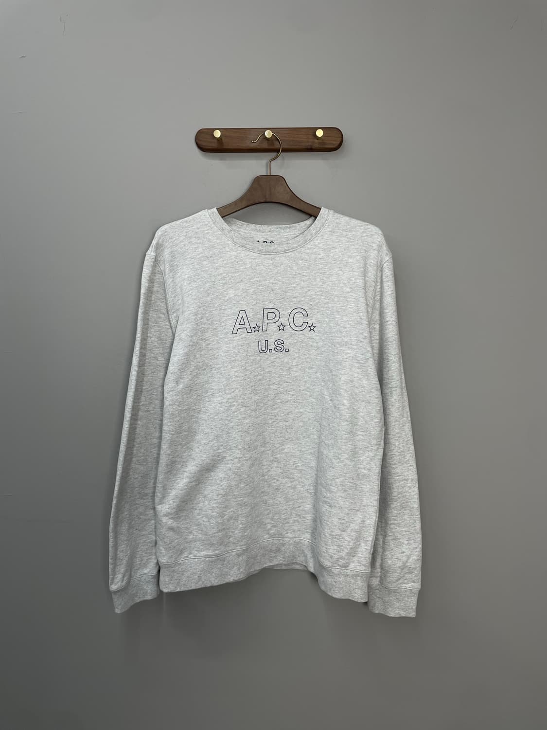 A.P.C 라이트그레이 맨투맨 H196 상품이미지2