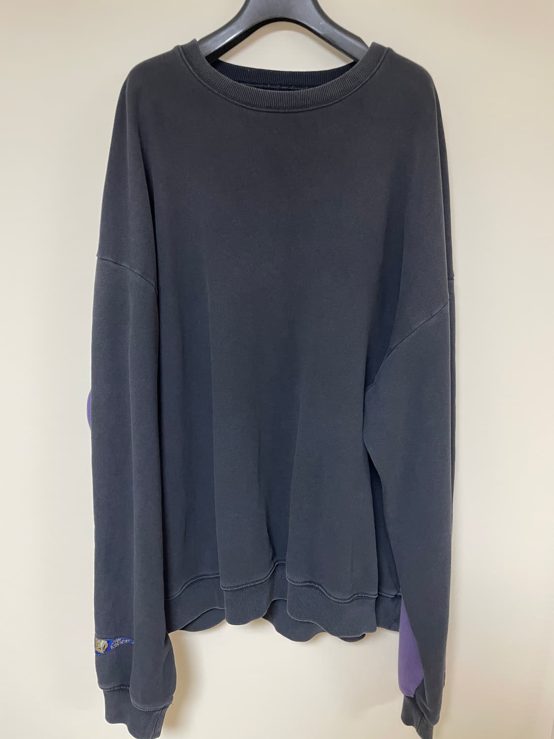 캐피탈 투톤 본 스웻 셔츠  상품이미지2