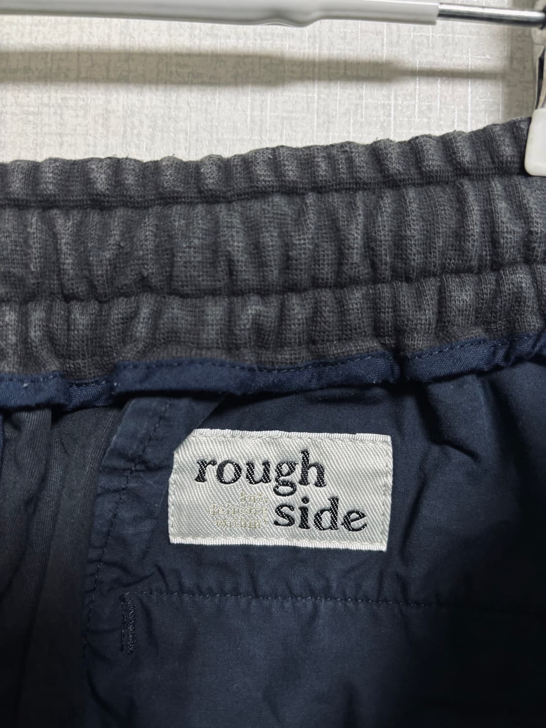 rough side 러프사이드 와이드 핏 밴딩 팬츠 상품이미지3