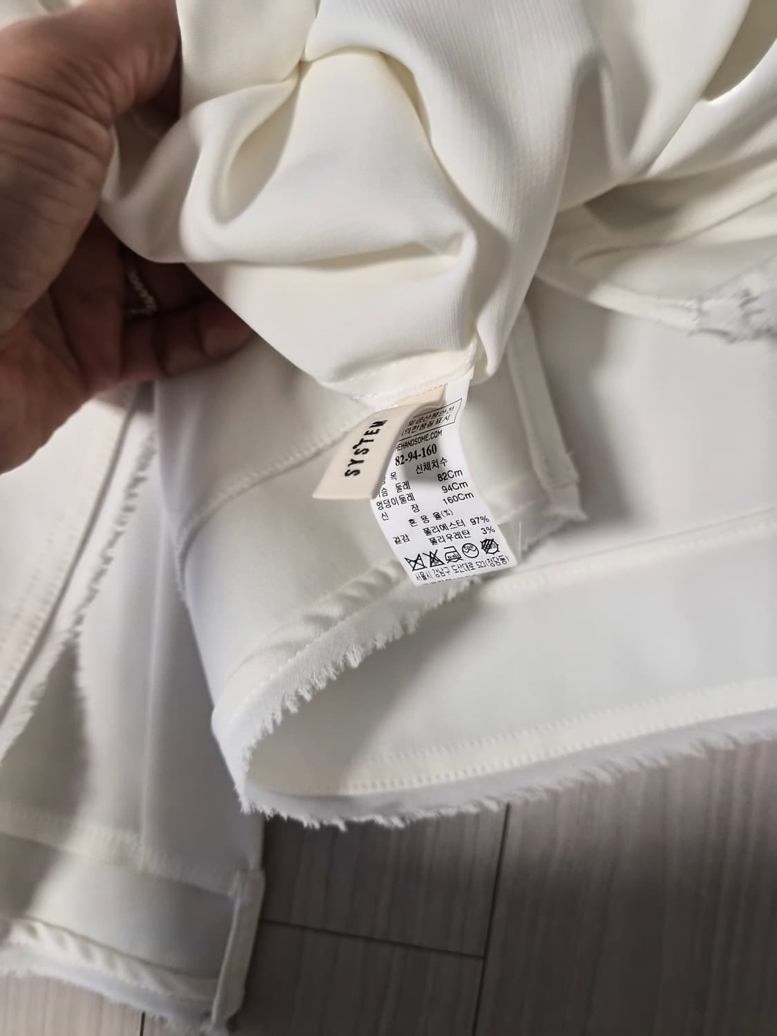 [SYSTEM] 시스템 백 스트랩 포인트 오버핏 반팔 티셔츠 상품이미지4