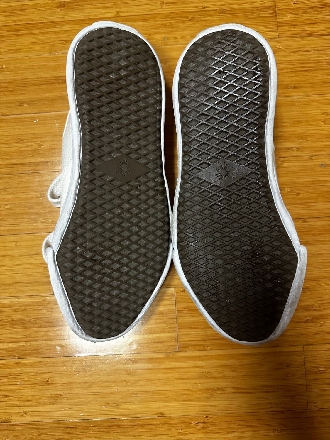 메종 미하라 야스히로 베이커 OG 솔 캔버스 로우 컷 스니커즈 화이트 상품이미지5