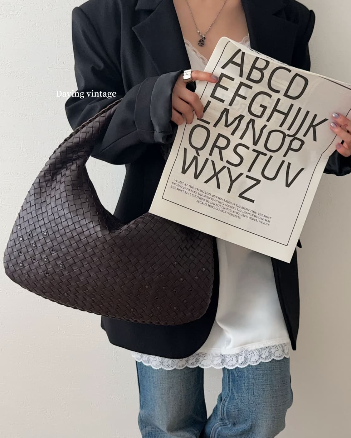 보테가베네타 인트레치아토 호보백 (다크브라운) 상품이미지9