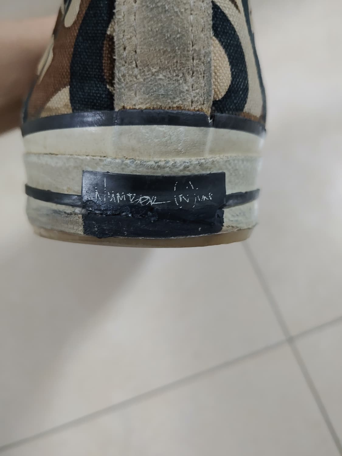 넘버나인 2004aw 트라이벌 카모 스니커즈 상품이미지2