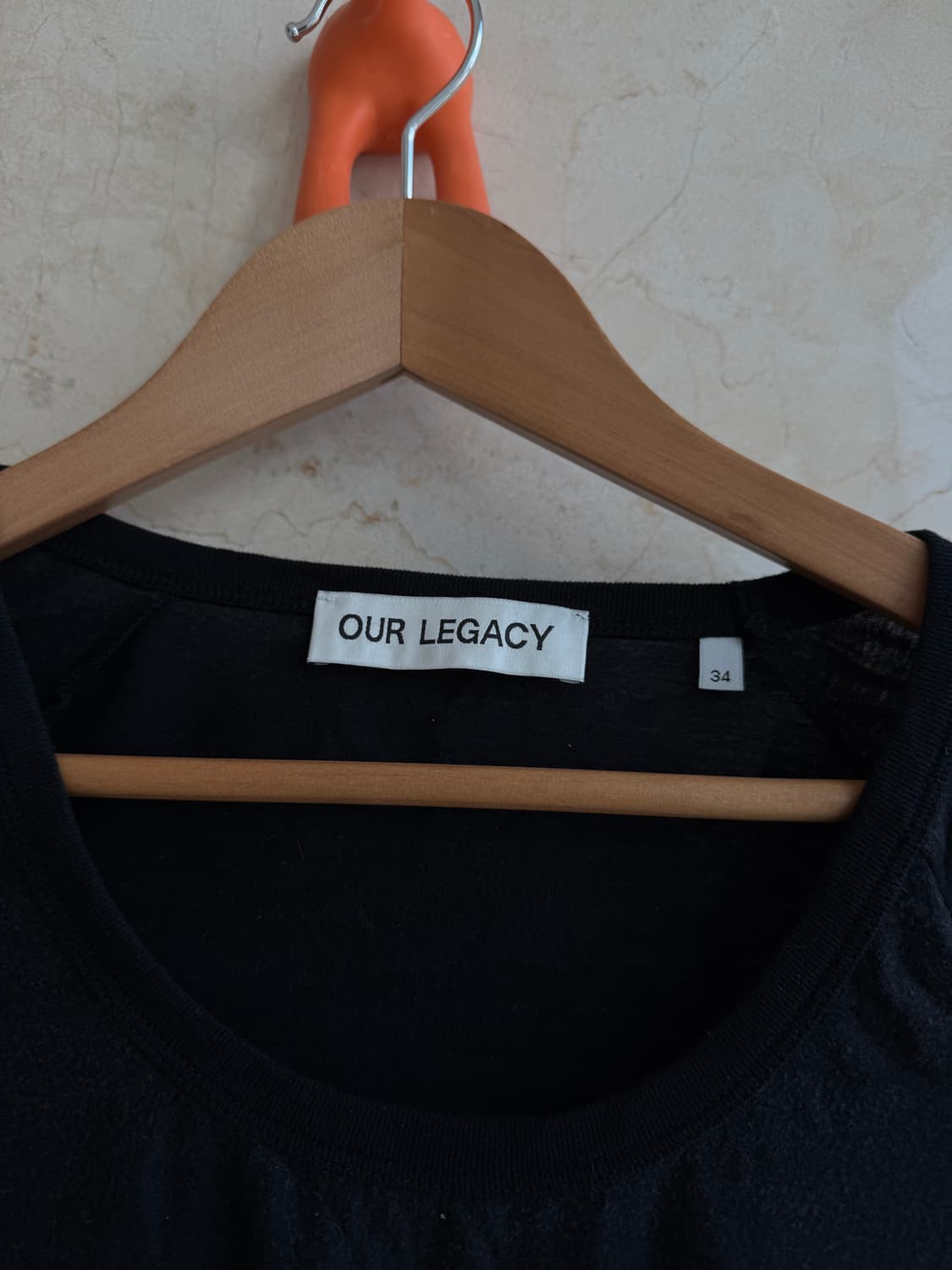 아워레가시 Our Legacy 딥 넥 롱슬리브 티셔츠 블랙 34 상품이미지3