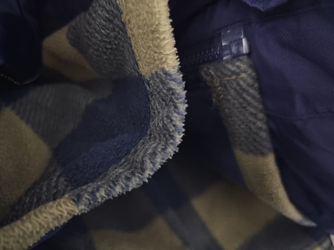 콜롬비아 정품 바람막이 내피 있음 100사이즈 팝니다 상품이미지2