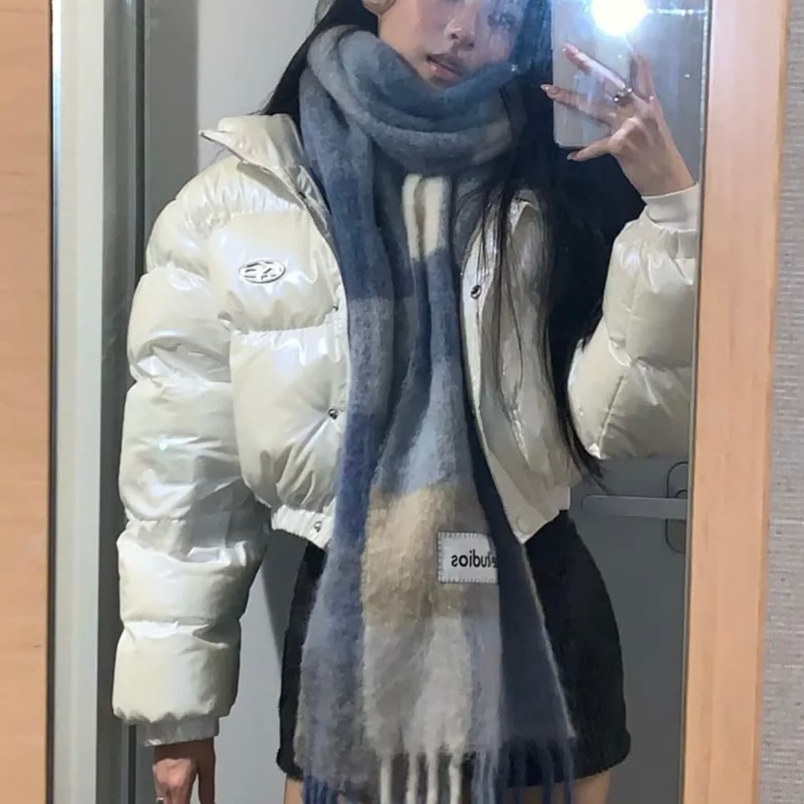 카키포인트 메탈 글로시 패딩 화이트 상품이미지3