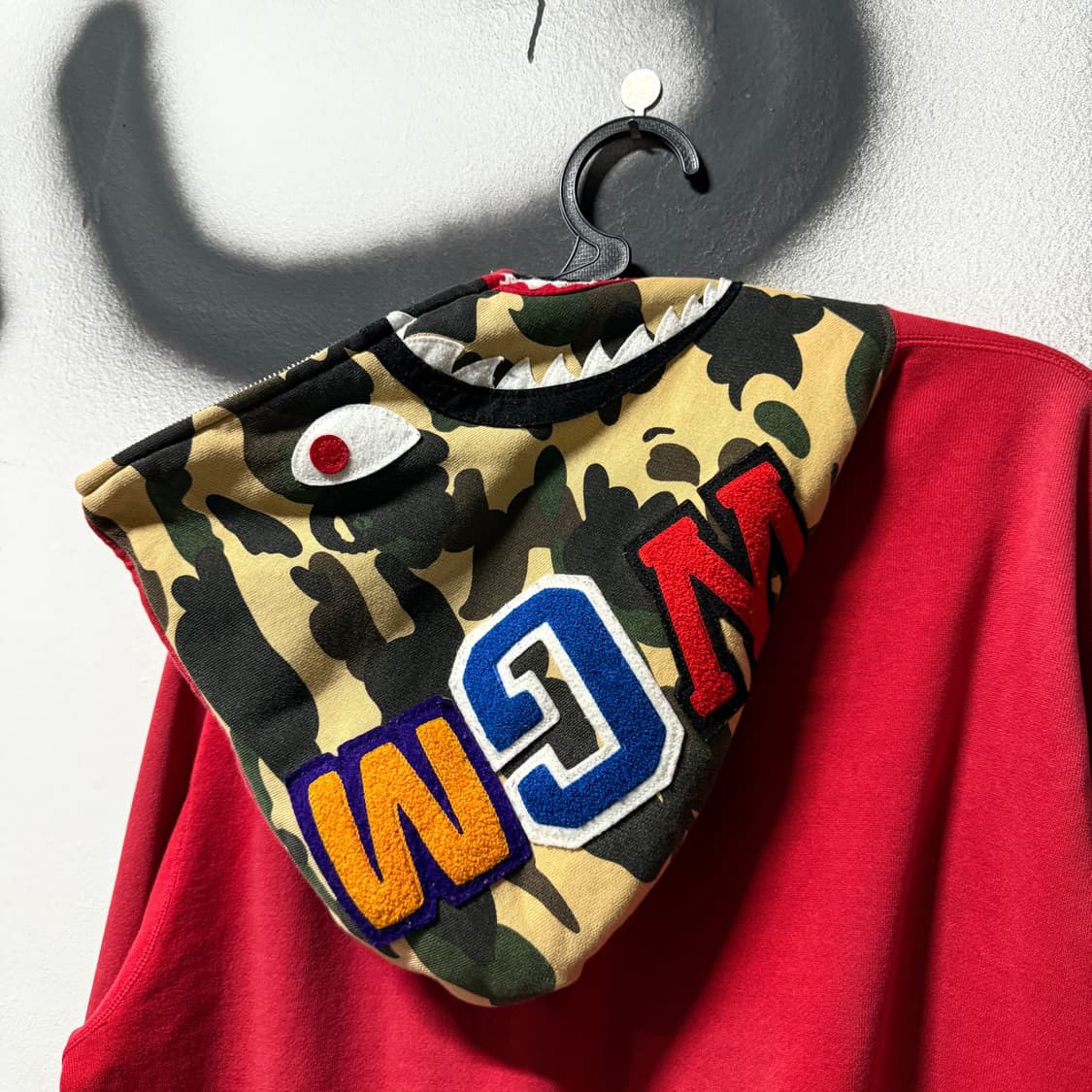 정품 베이프 OG 황계 하프 카모 샤크 풀 집업 후디 상품이미지5