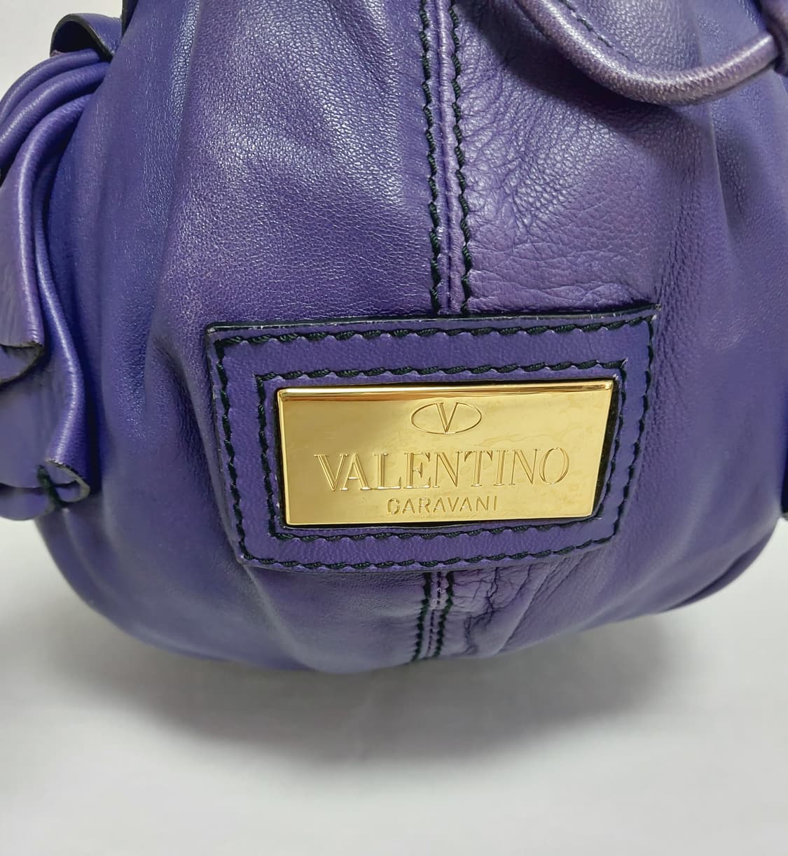 발렌티노 퍼플 레더 러플 이딜 호보백  (정품) 상품이미지5