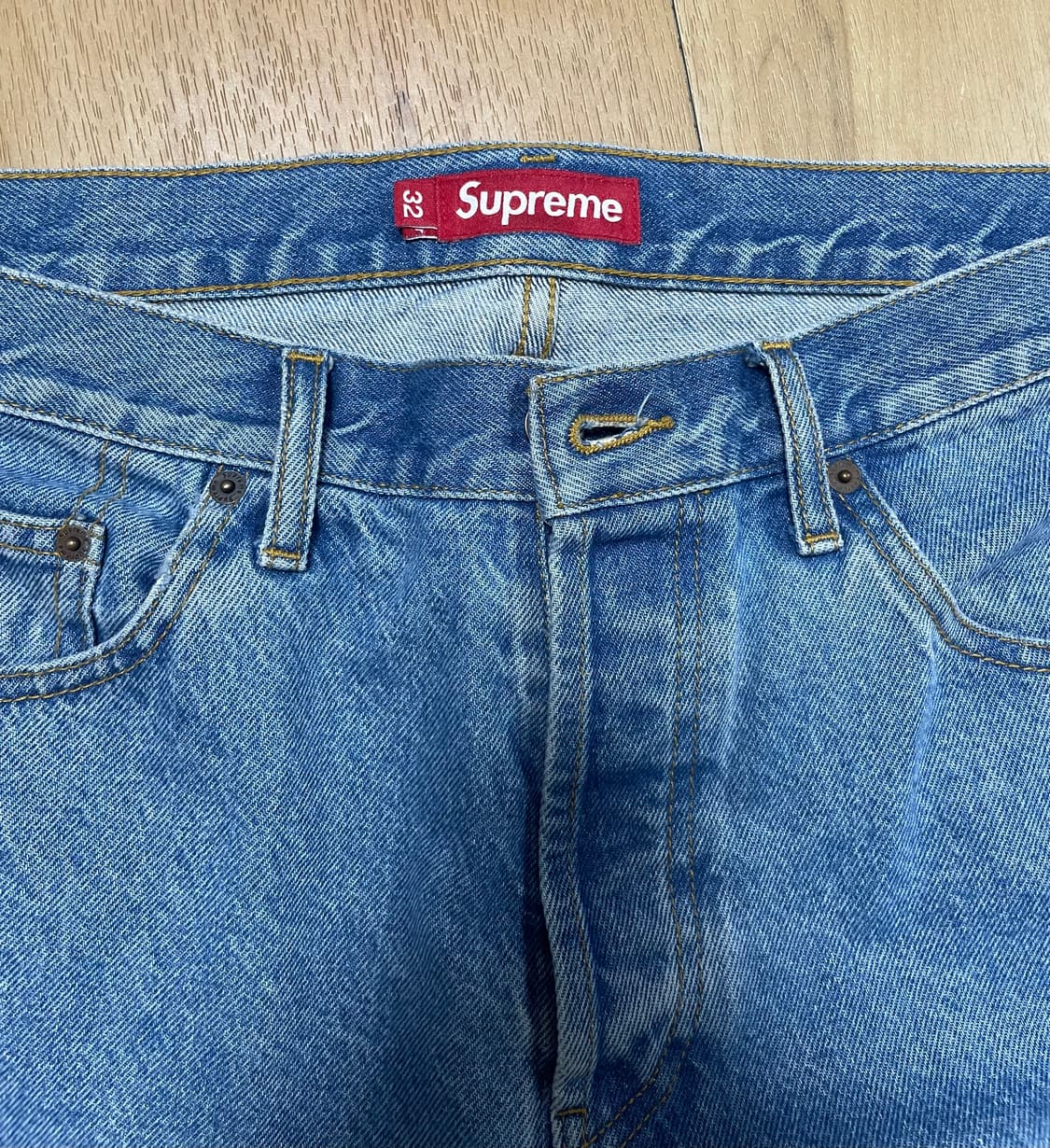 슈프림 레귤러 진 워시드 인디고 25ss 32사이즈 상품이미지3