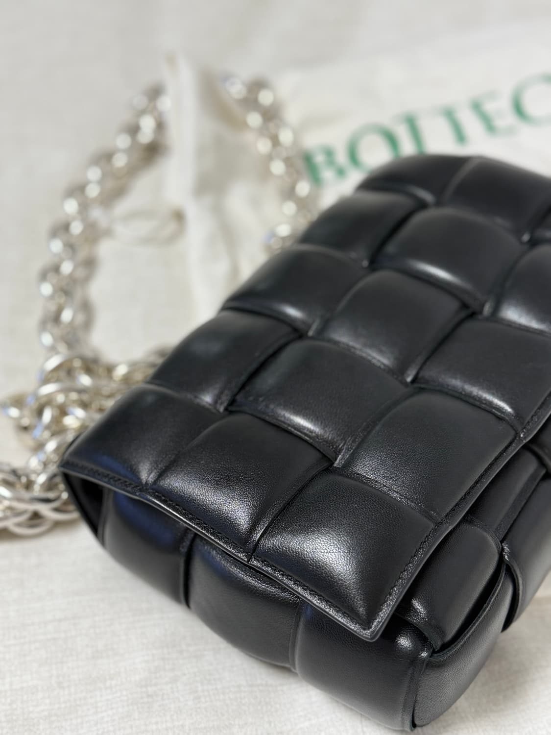 보테가 베네타 레더 체인백 (S급) 상품이미지8