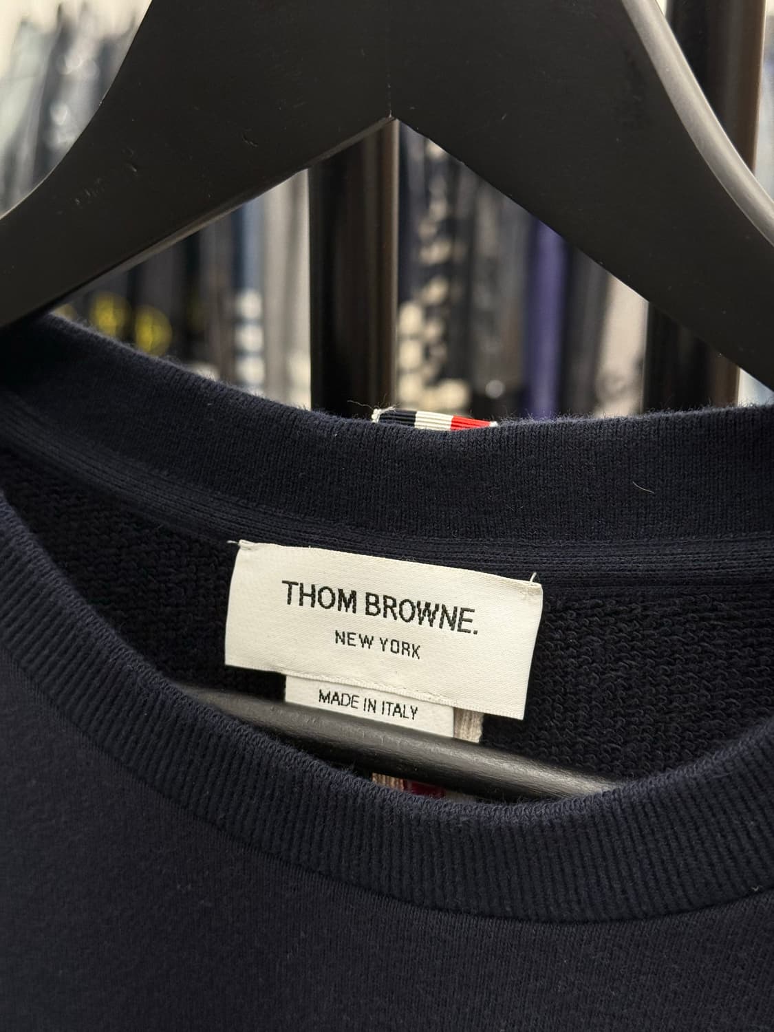 [2] 톰브라운 백삼선 맨투맨 상품이미지6