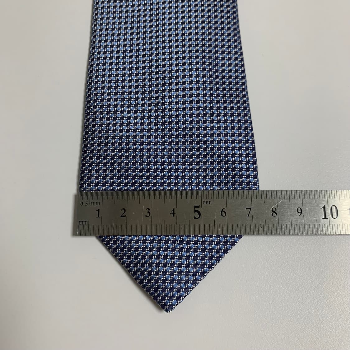 브리오니(Brioni) 명품 슬림넥타이 클래식정장 최상급 7.3cm 상품이미지9