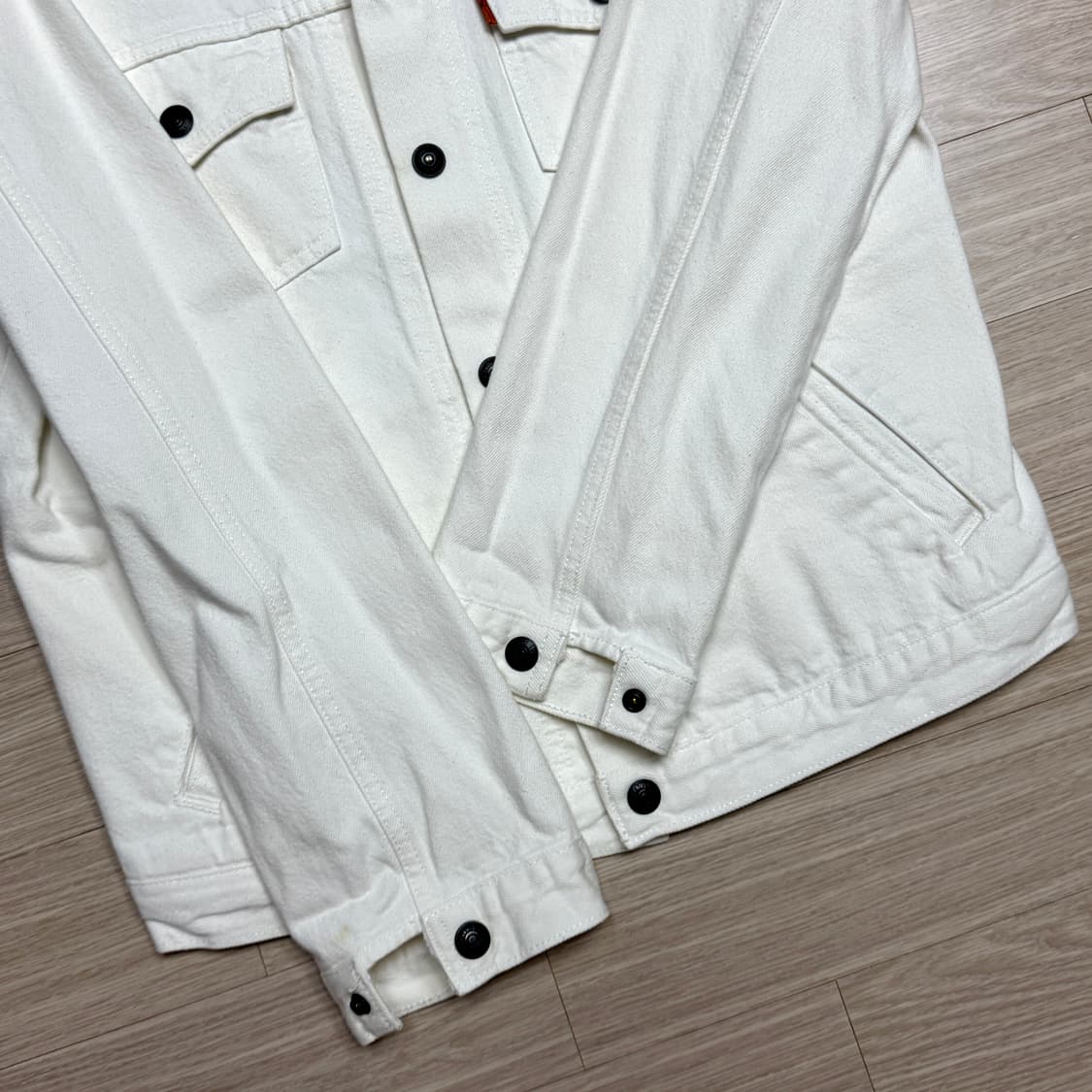 [M] 리바이스 화이트 트러커 자켓 상품이미지2