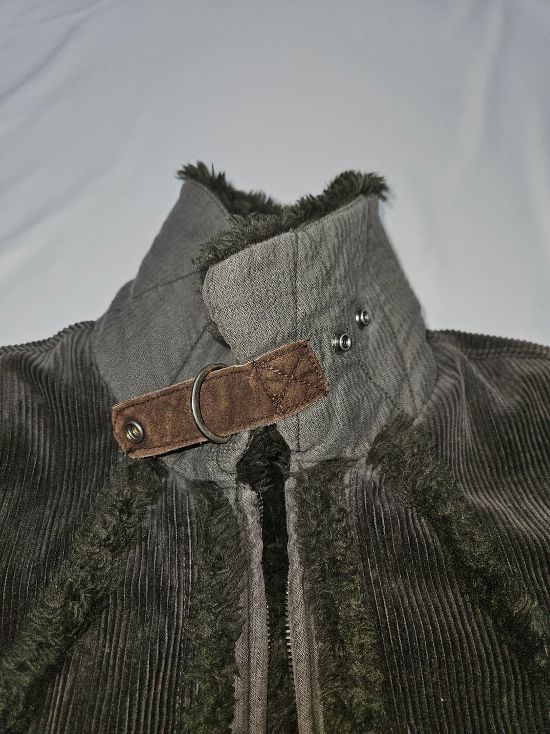 캘빈클라인 시어링퍼 코듀로이 무스탕 쉐르파 다크카키 빈티지 L 105 상품이미지4