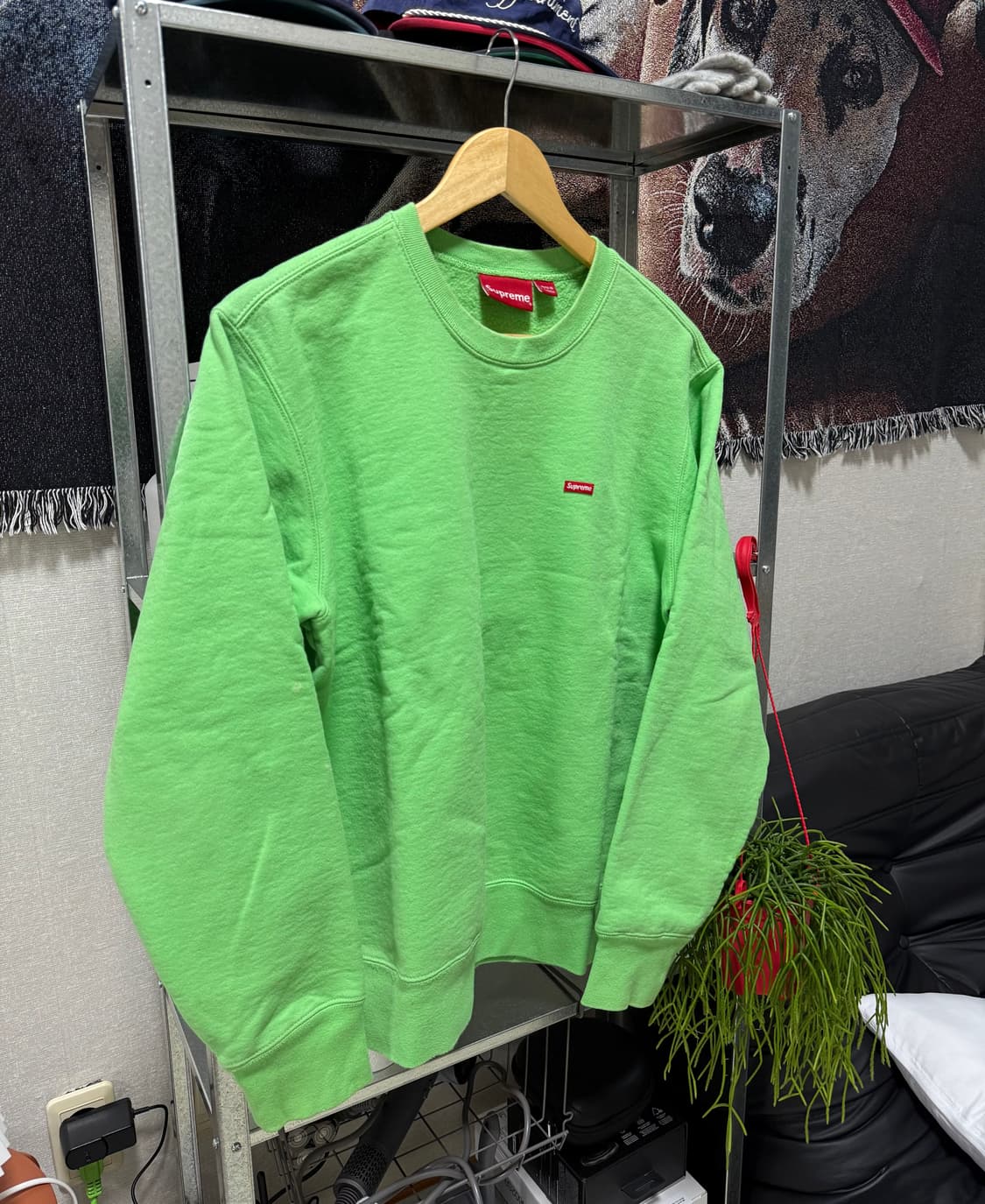 슈프림 스몰 박스로고 맨투맨 상품이미지1