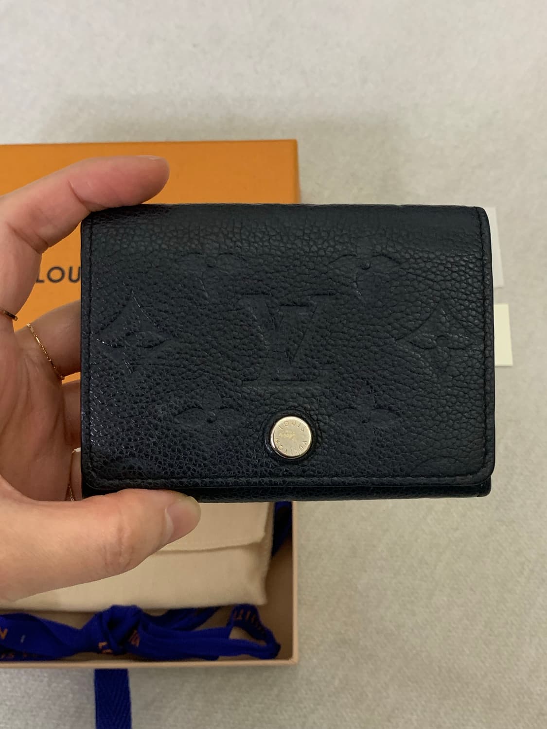 루이비통 앙프렝뜨 카드지갑 상품이미지2