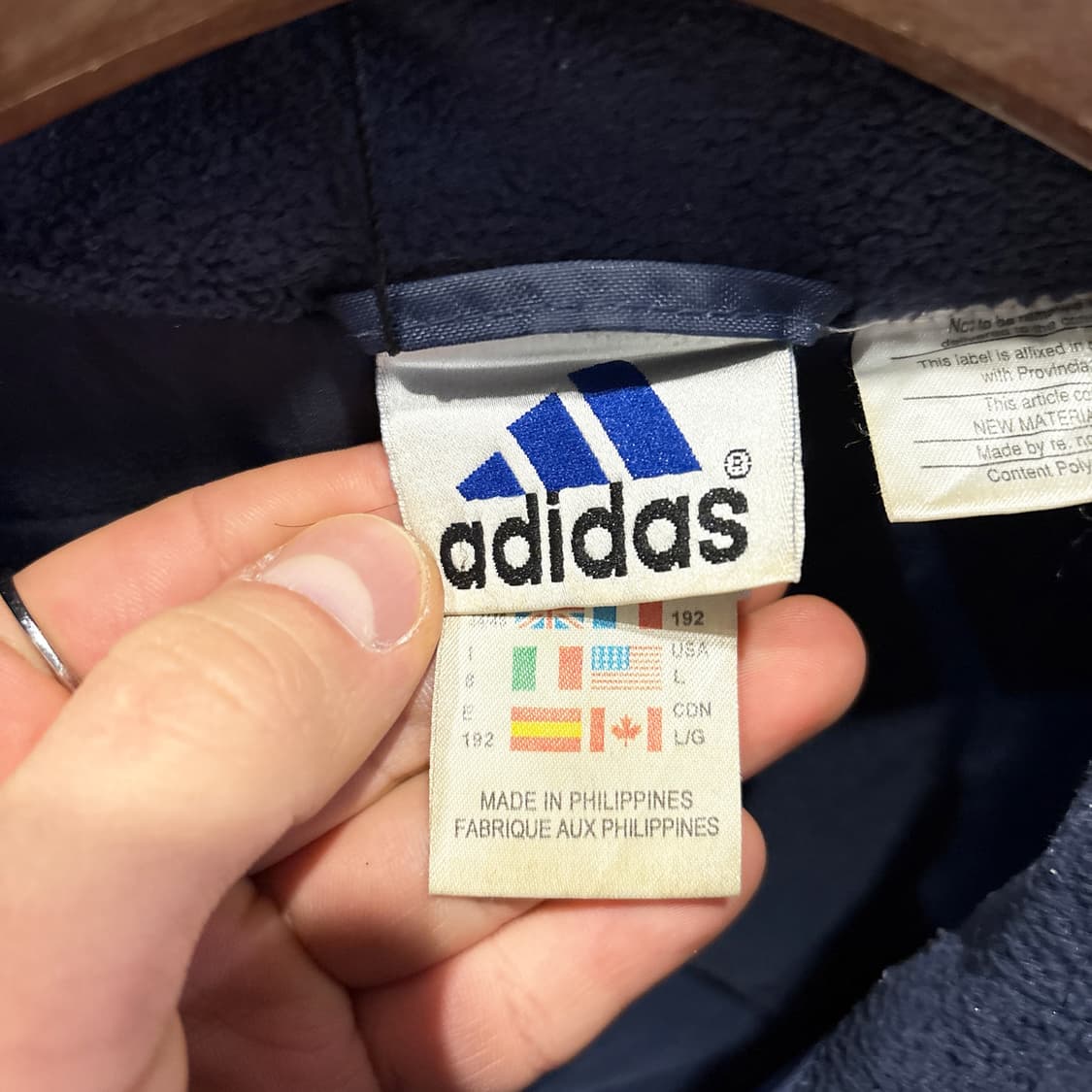 아디다스 올드스쿨 누빔자켓 라인스트링 후드내장 디테일 오버핏 네이비 상품이미지6