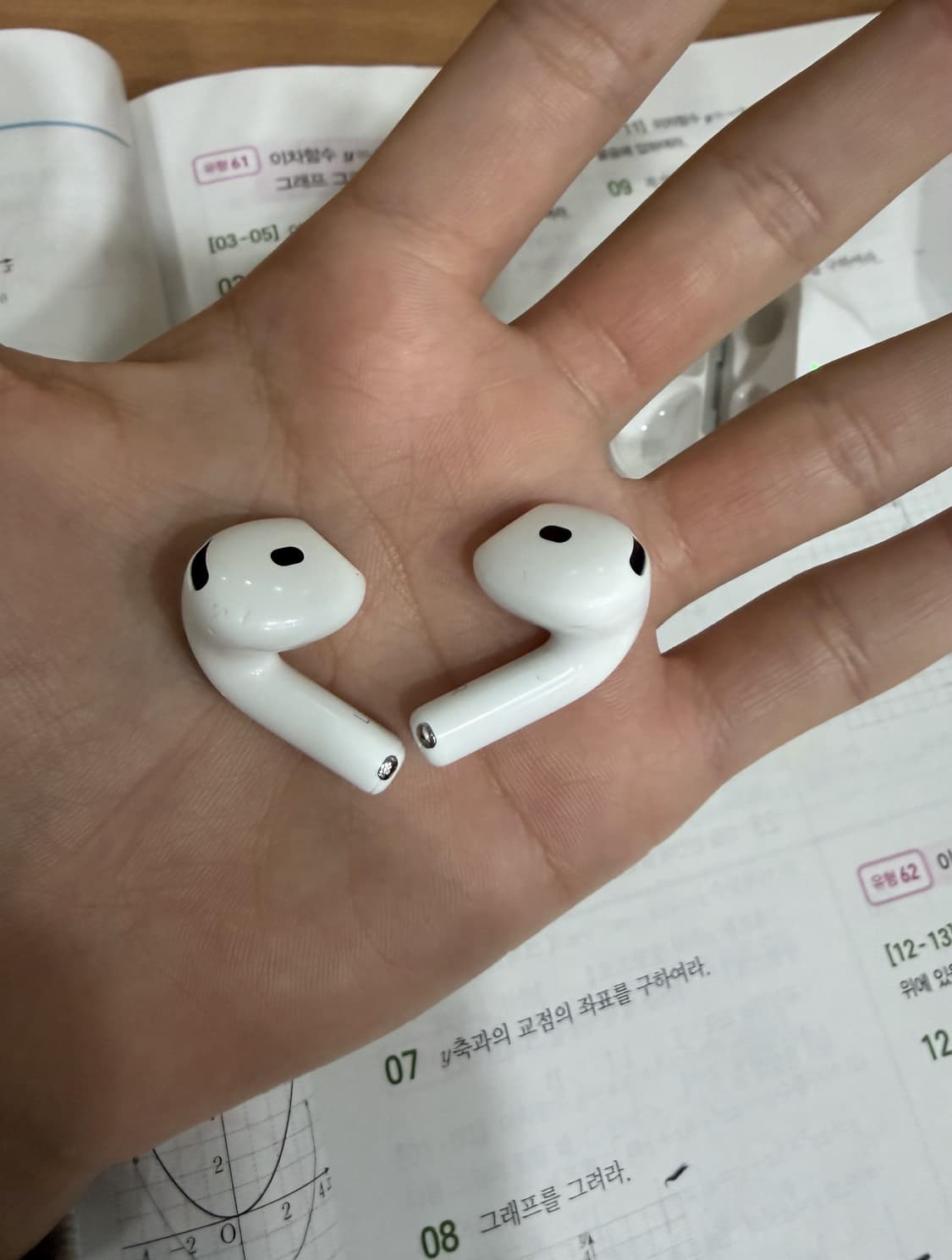 에어팟4세대 노이즈캔슬링 가능한 모델입니다 상품이미지5