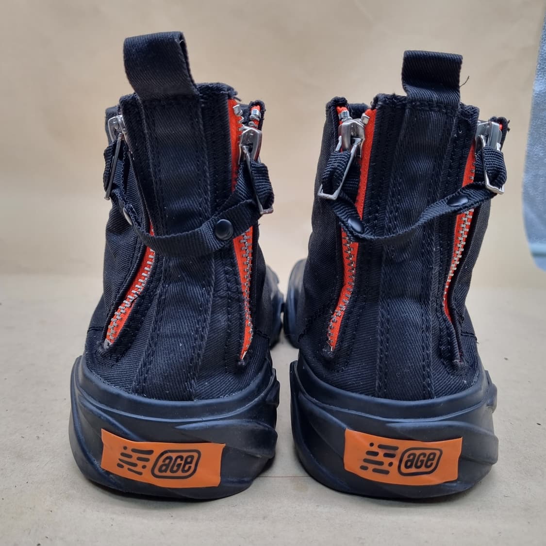 에이지 올블랙 남성스니커즈 260 상품이미지3