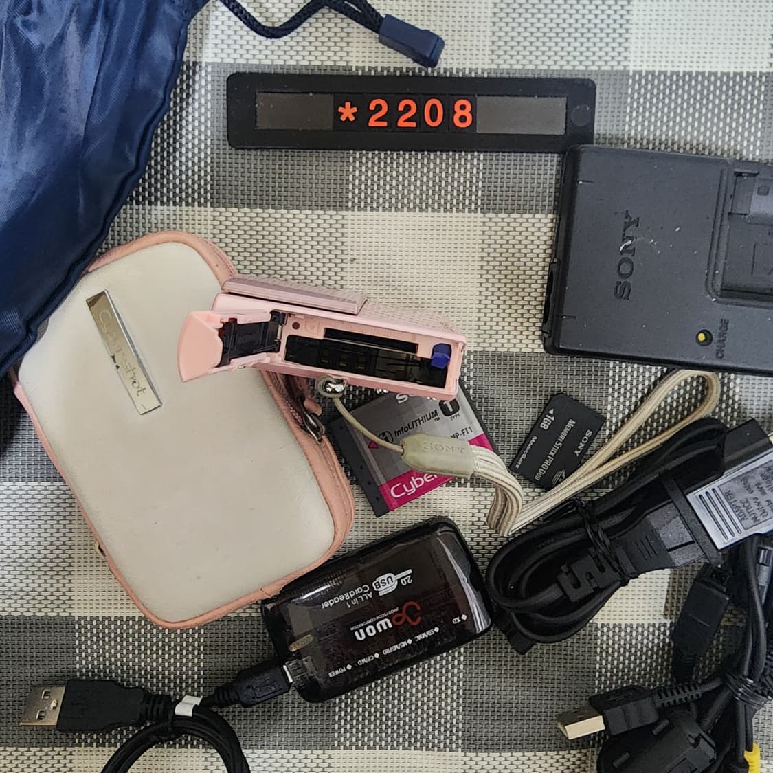 소니 사이버샷 DSC-T 10 디지털카메라 파우치포함 상품이미지6