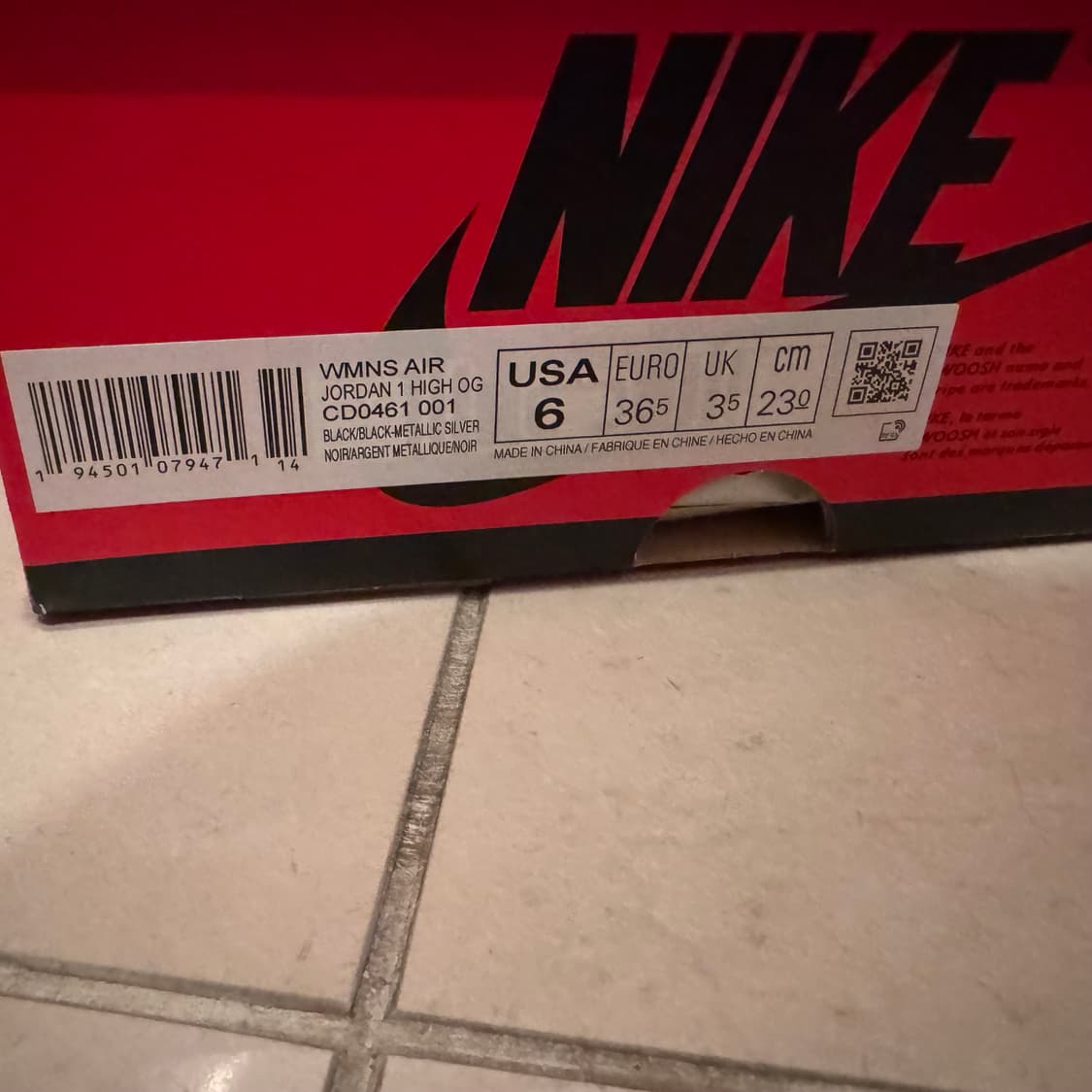 Air Jordan 1 Retro High OG 실버 230 상품이미지2