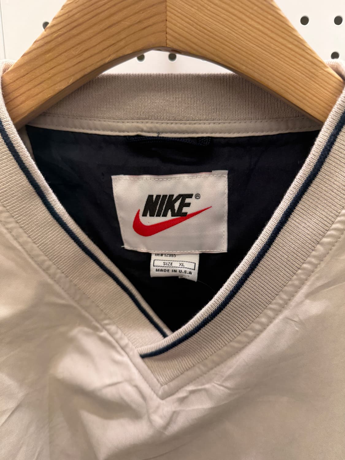 나이키 올드스쿨 빅로고 베이지 웜업 U277 상품이미지4