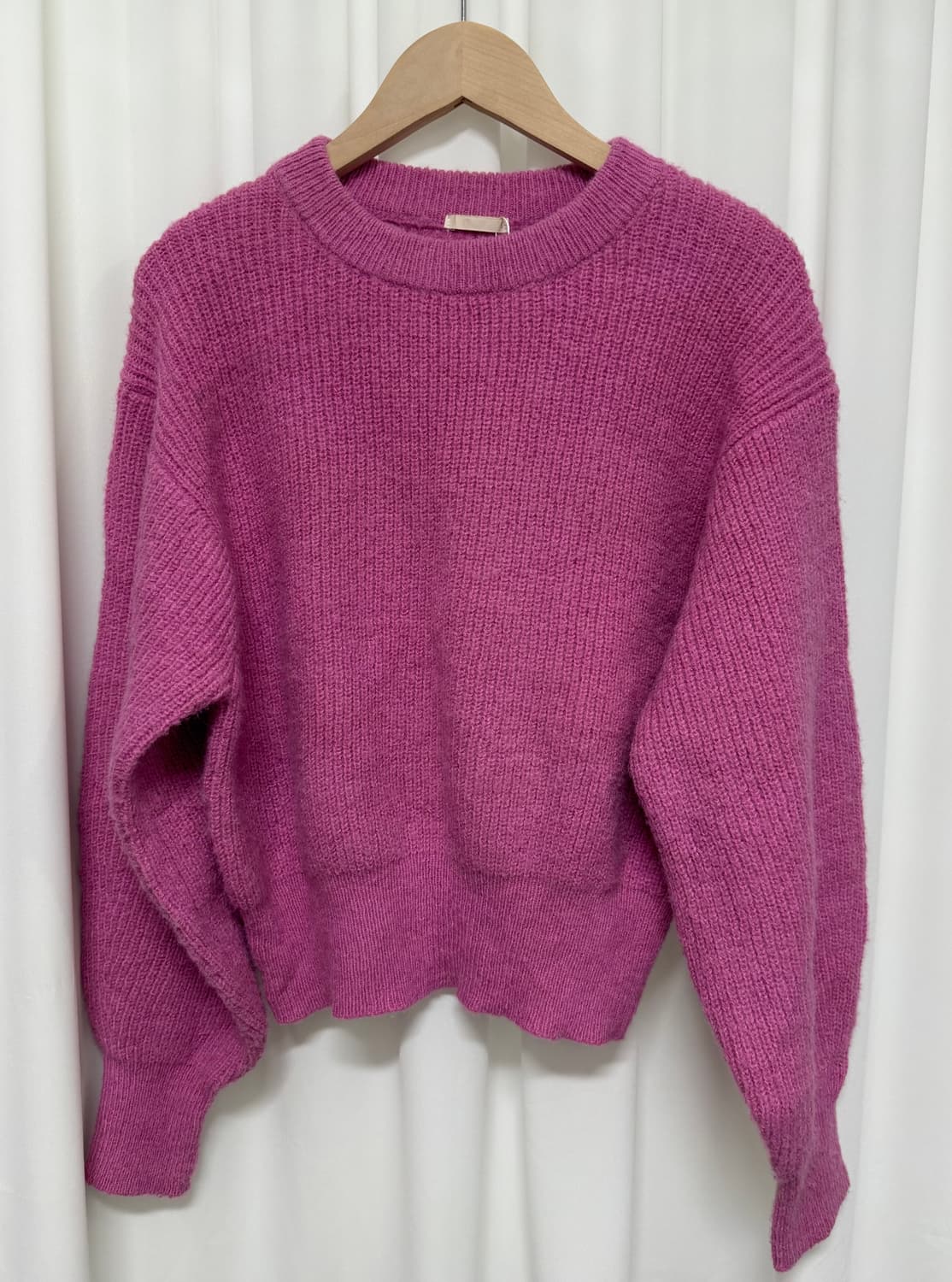 GU 핑크색 니트스웨터 상품이미지3