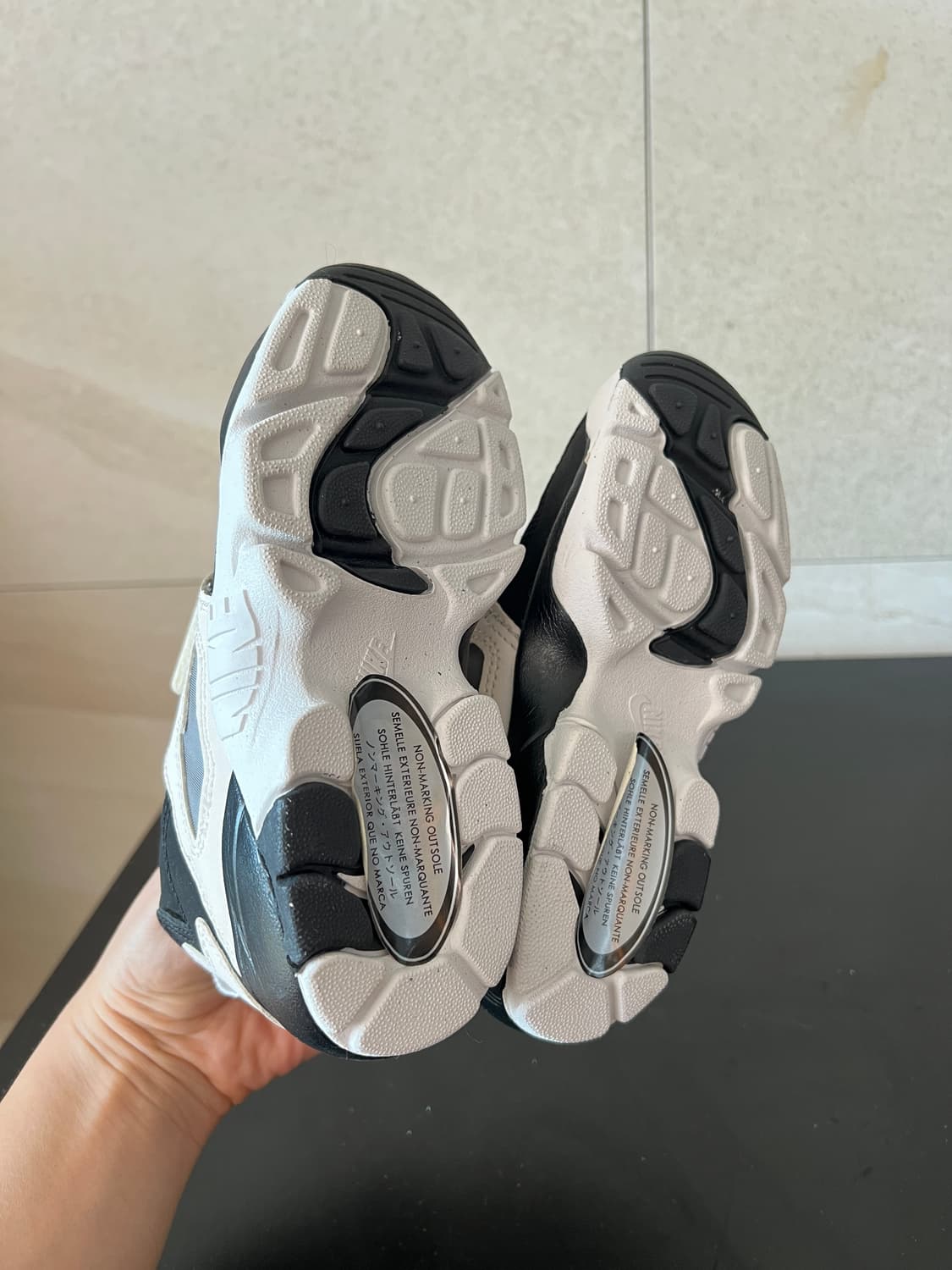 [165mm] 나이키 다이아몬드 터프 2 (블랙/화이트) no 상품이미지7