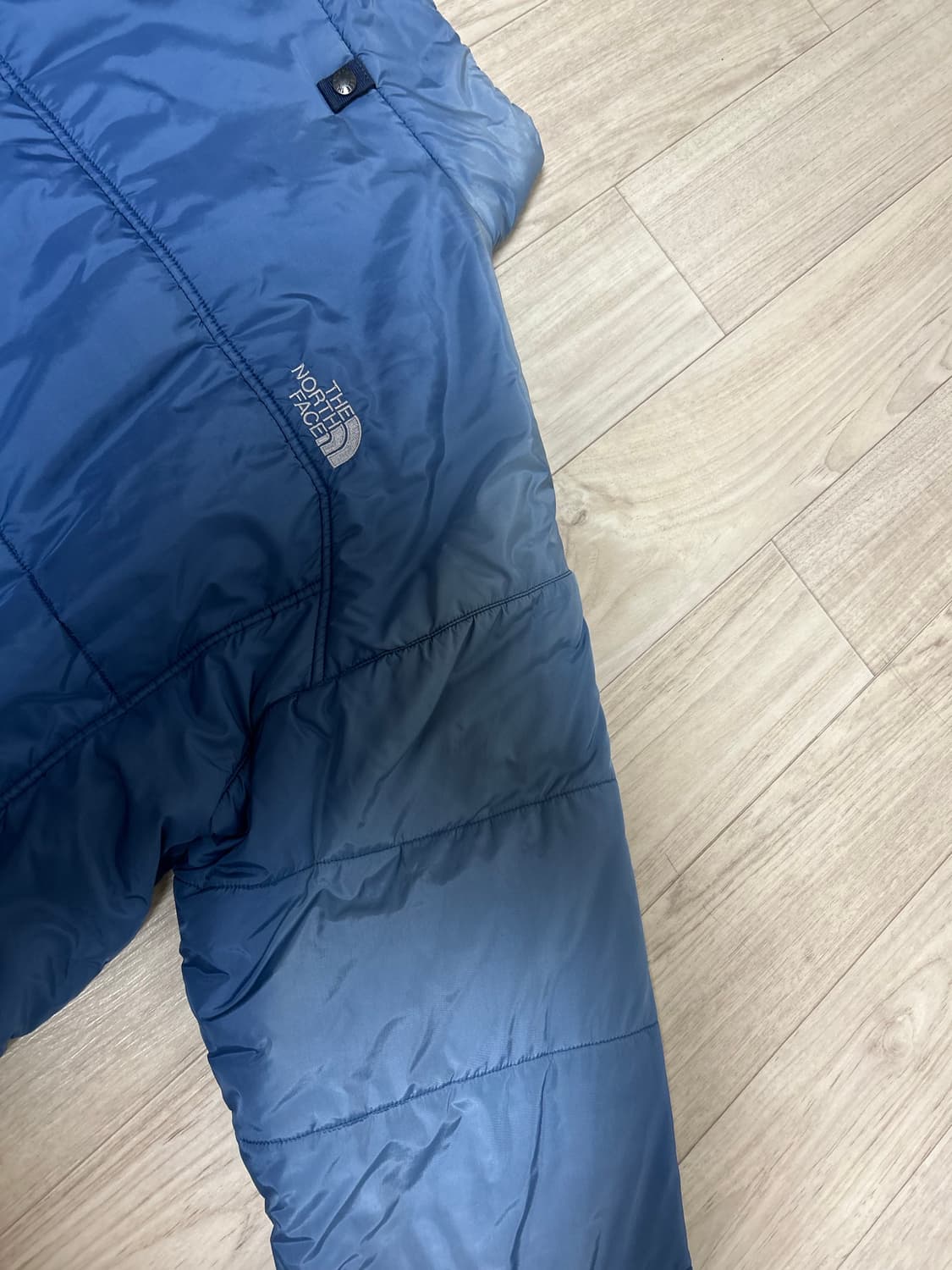 노스페이스 경량패딩 상품이미지5