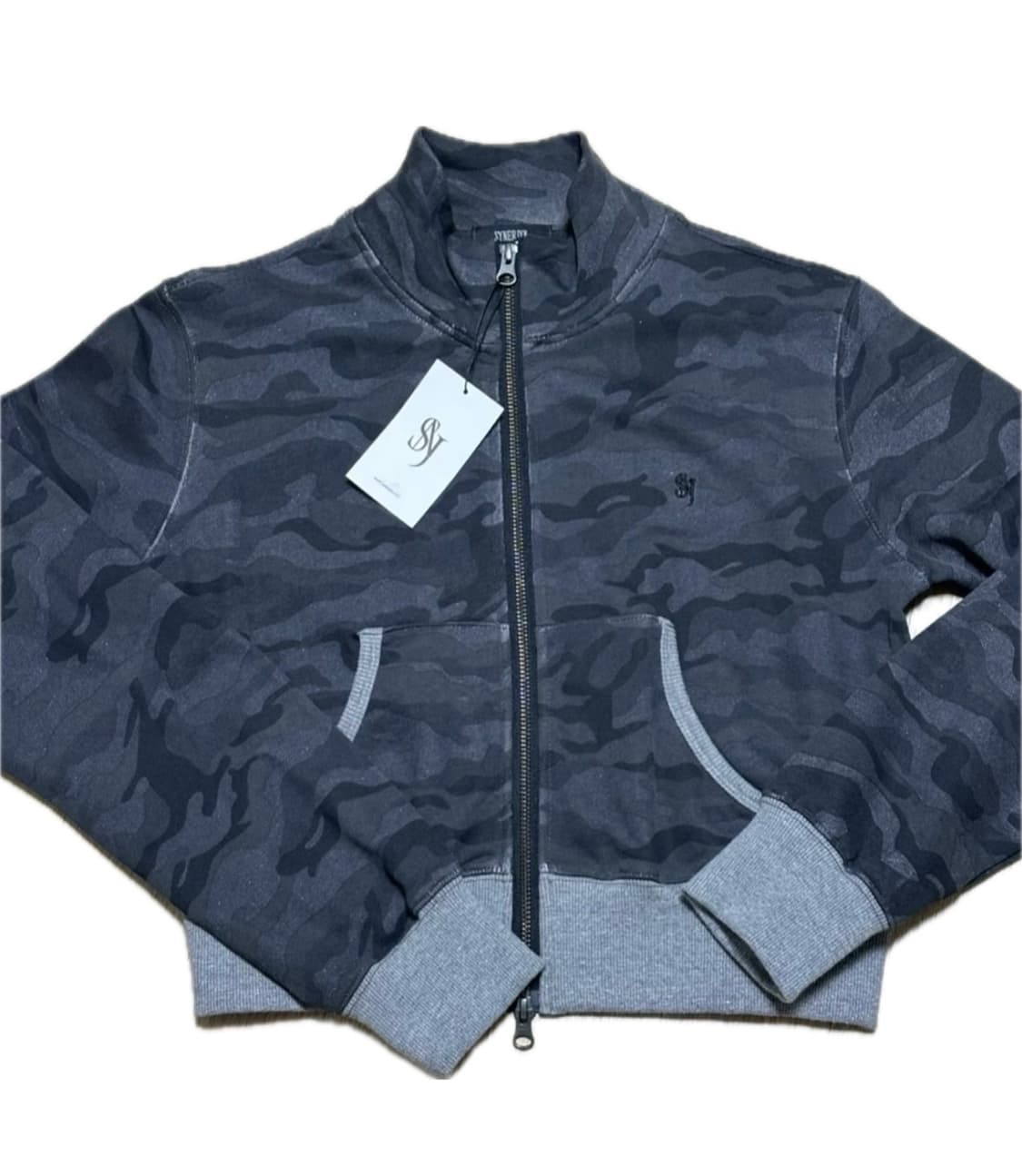 시너진 카모 하이넥 크롭 집업 상품이미지3