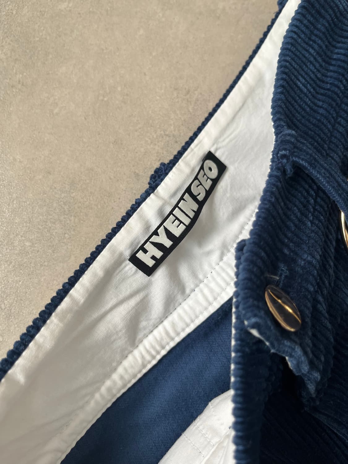 HYEIN SEO 혜인서 코듀로이 와이드 팬츠 네이비 상품이미지3