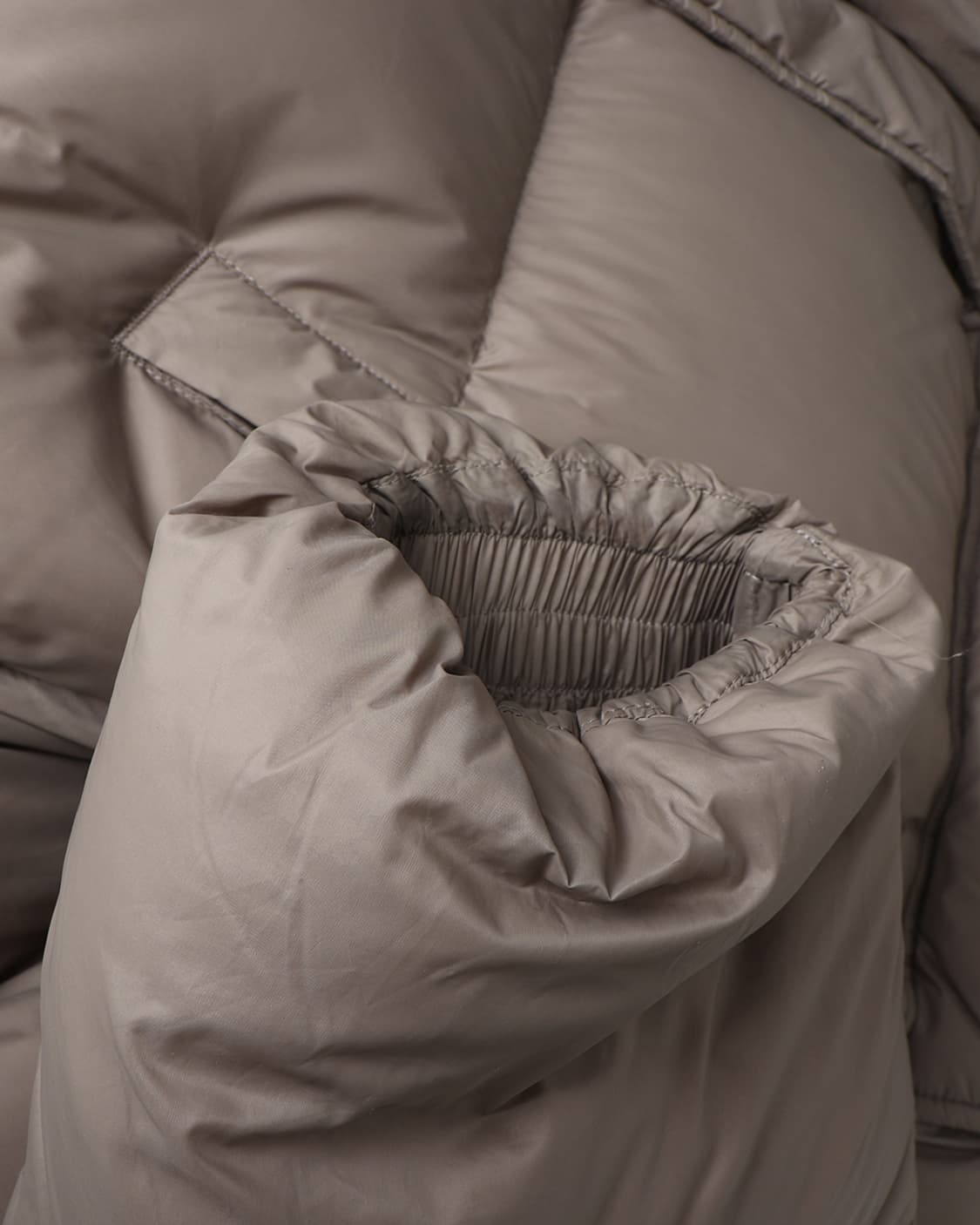 BEAMS Water Repellent Nylon Down Jacket 상품이미지8