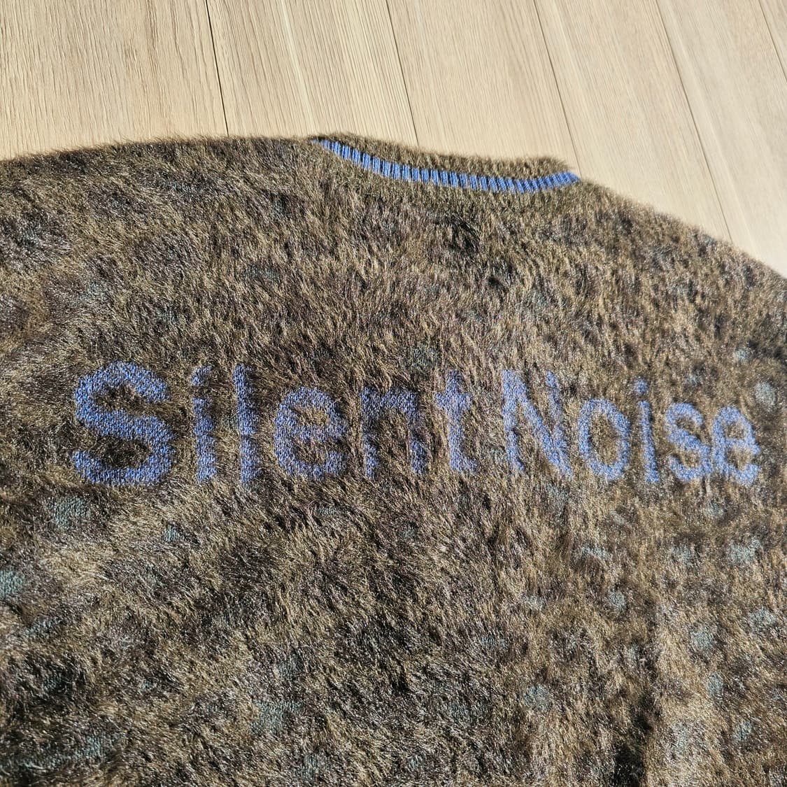 L 새제품 지유 GU X 언더커버 쉐기 크루넥 가디건 올리브 358522 상품이미지3