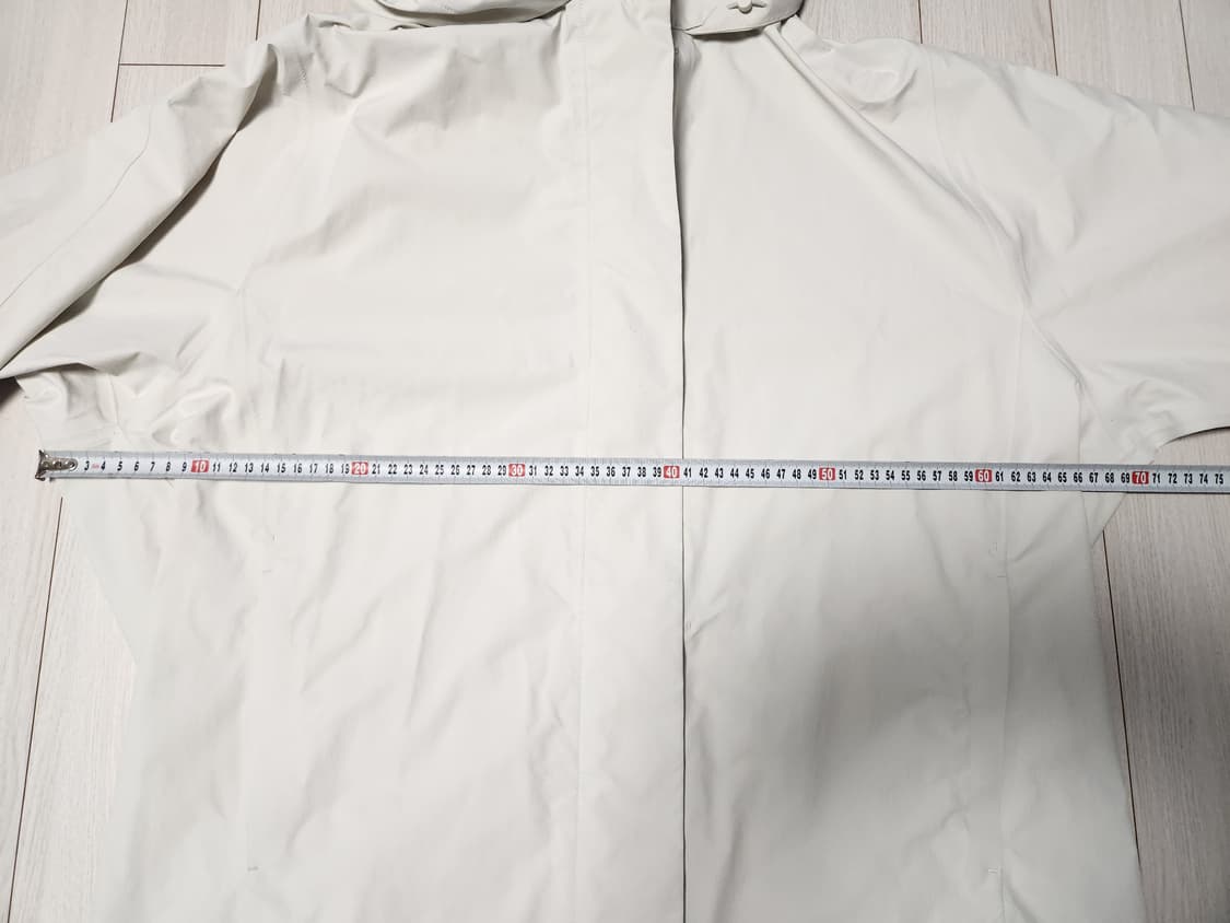 새상품급)유니클로 방수#방풍#통기성#발수 기능성 우븐 자켓 사이즈XL

 상품이미지7