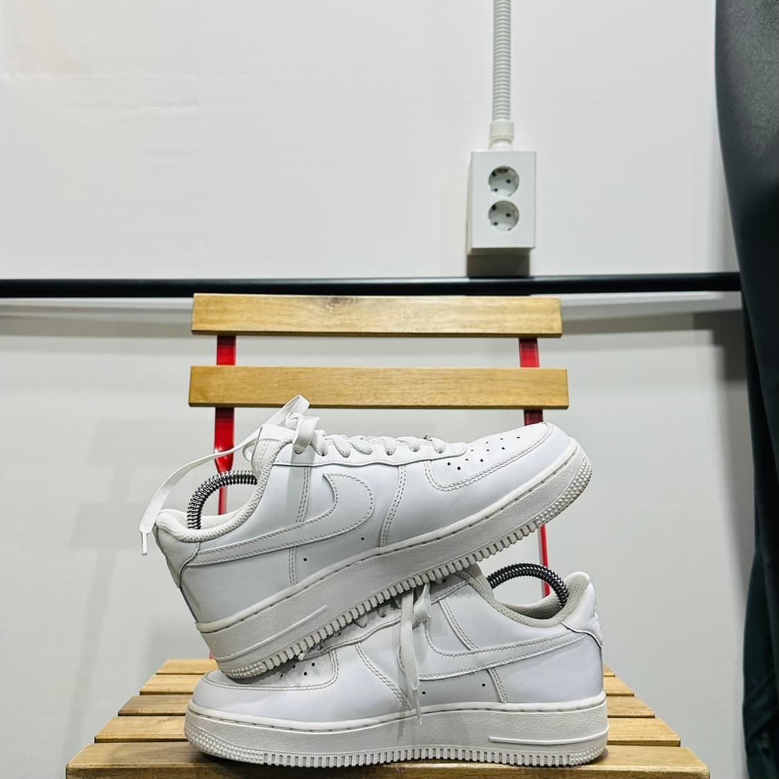 245) 나이키 운동화 여성 여자 신발 에어포스1 회이트 상품이미지7